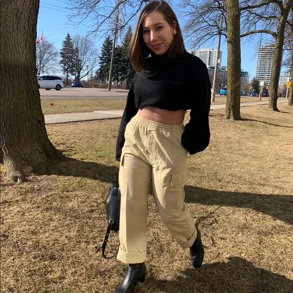 Utility Cargo Pants in Beige - Picture 3 of 8